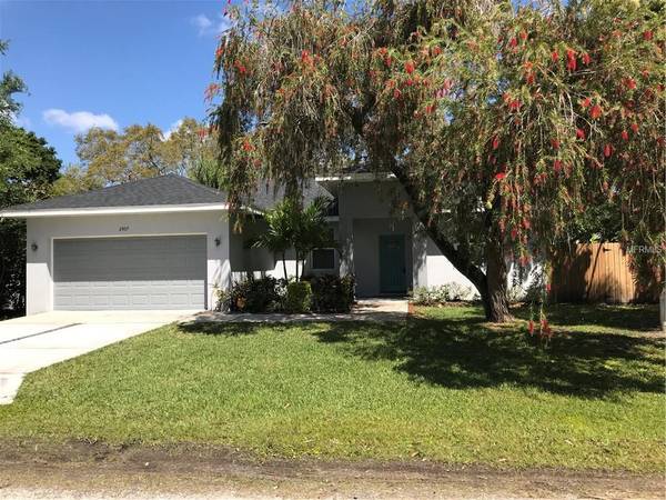 2507 GRAND CAYMAN ST, Sarasota, FL 34231