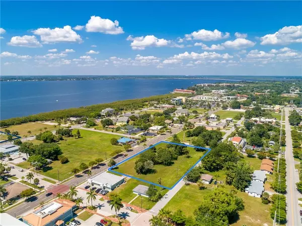 Punta Gorda, FL 33950,427,407, 417, 425 E OLYMPIA AVE
