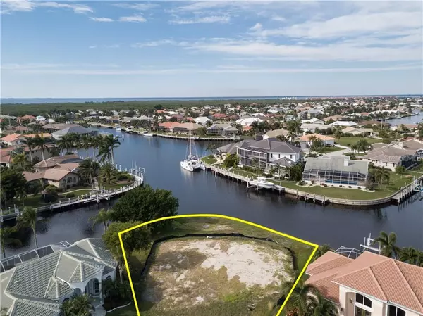 Punta Gorda, FL 33950,2454 SAINT DAVID ISLAND CT