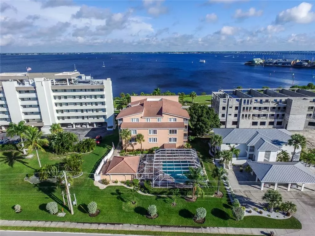 Punta Gorda, FL 33950,1477 PARK BEACH CIR #24