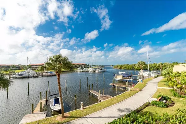 3313 SUNSET KEY CIR #105, Punta Gorda, FL 33955