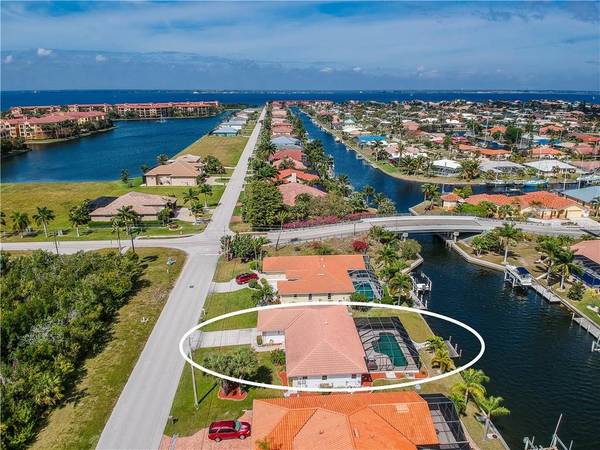 208 COLONY POINT DR, Punta Gorda, FL 33950