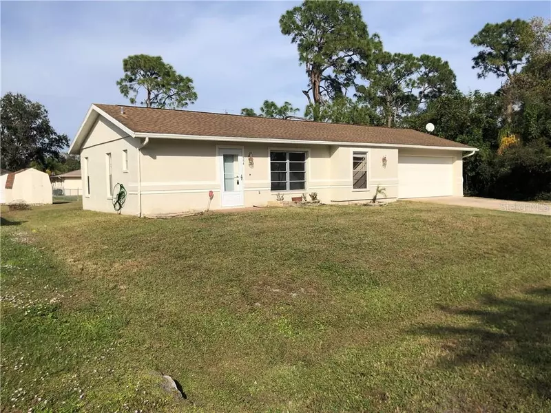 554 LAKEHURST AVE NW, Port Charlotte, FL 33952