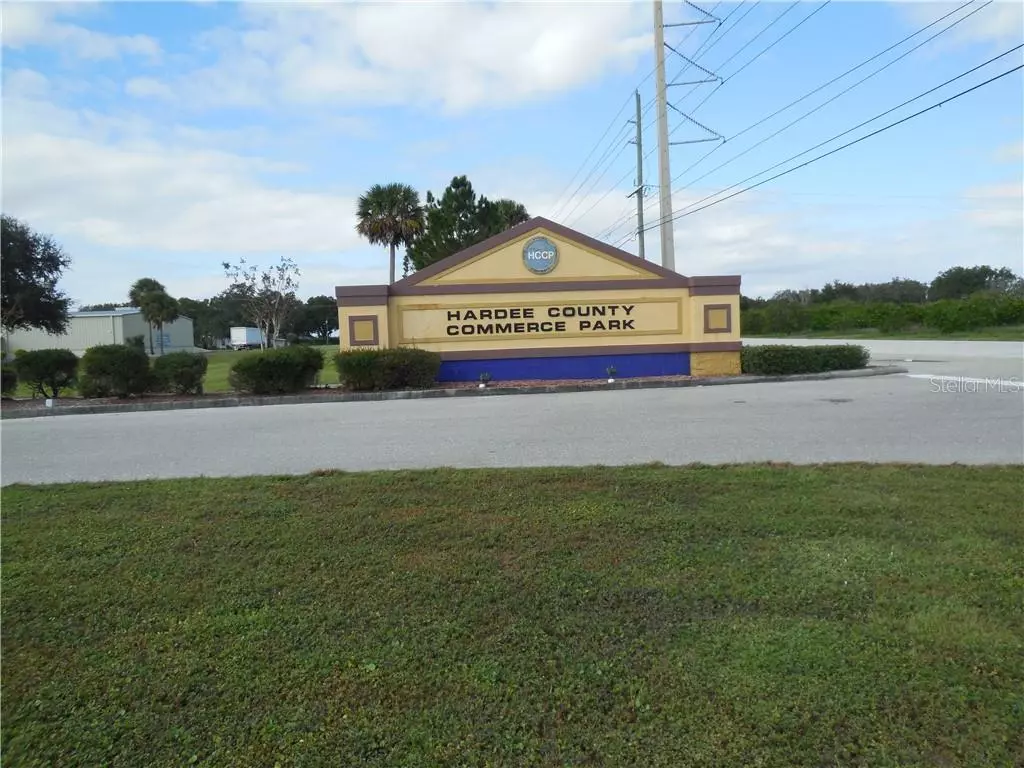 Bowling Green, FL 33834,2548 COMMERCE CT