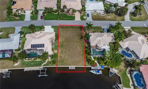 Punta Gorda, FL 33950,2113 WYATT CIR