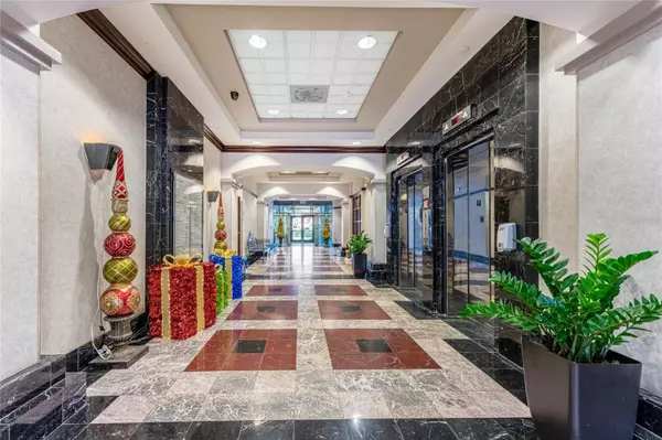 Port Charlotte, FL 33948,18501 MURDOCK CIR #105&602