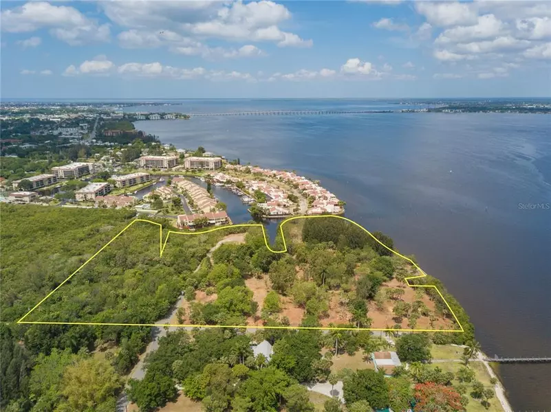 25405 SHORE DR, Punta Gorda, FL 33950