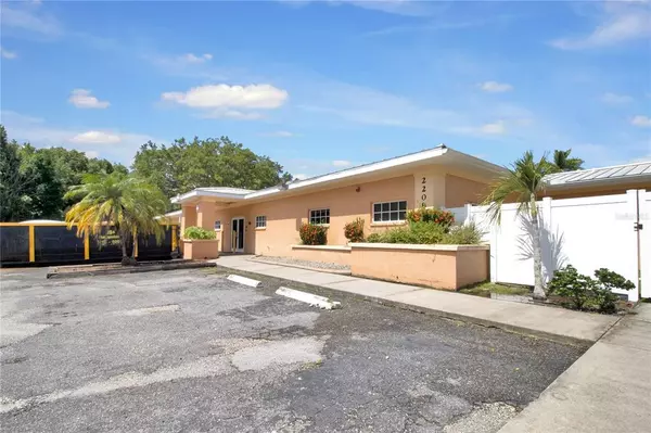 2208 CASTILLO AVE,  Punta Gorda,  FL 33950