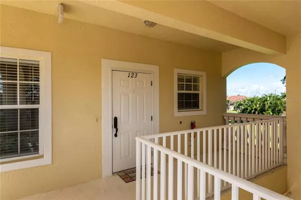 Punta Gorda, FL 33950,3233 PURPLE MARTIN DR #123