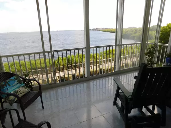 200 HARBOR WALK DR #333, Punta Gorda, FL 33950