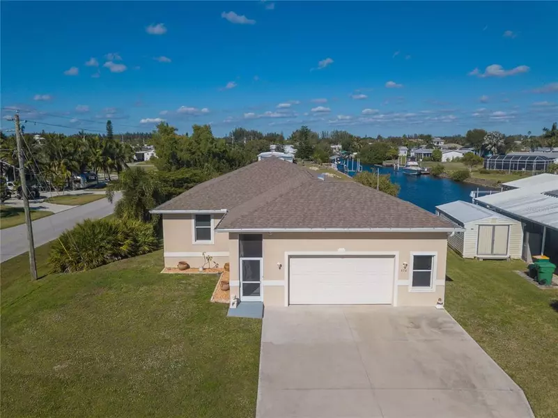 656 HAWAII CT, Punta Gorda, FL 33950