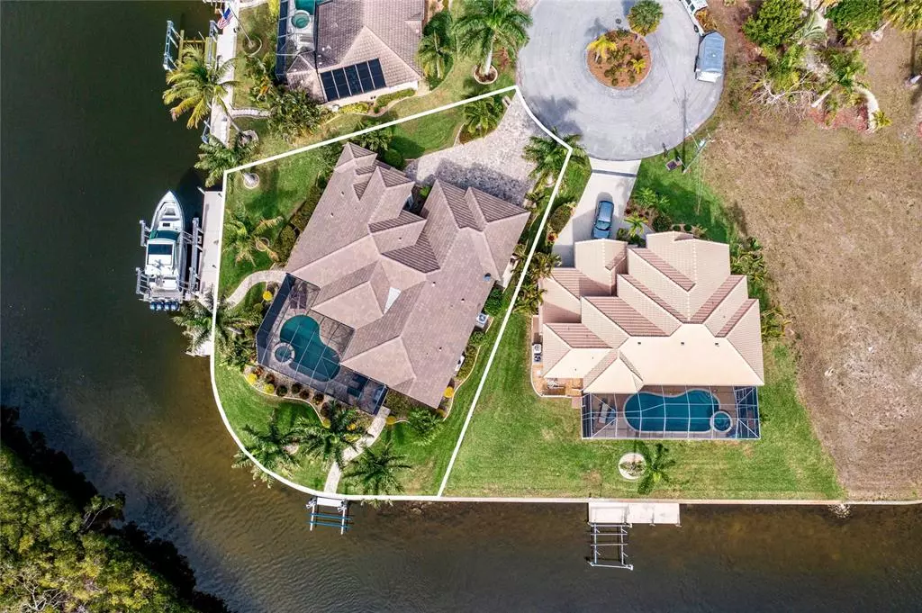 Punta Gorda, FL 33950,606 MAJORCA CT