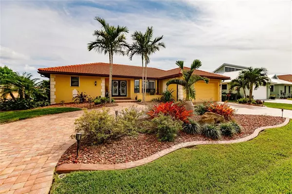 Punta Gorda, FL 33950,2081 VIA SEVILLE