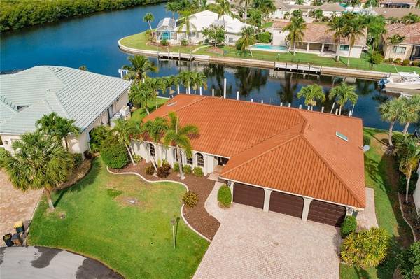 3829 AVES ISLAND CT, Punta Gorda, FL 33950