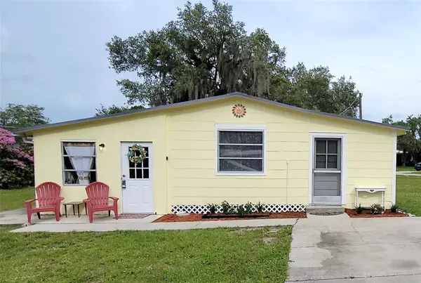 8011 ROY DR, Punta Gorda, FL 33982