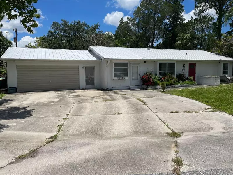 520 CHESHIRE ST, Port Charlotte, FL 33953