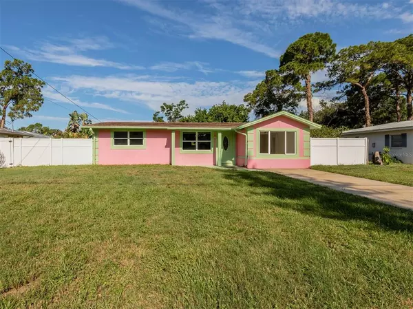 5332 NUTMEG AVE, Sarasota, FL 34231