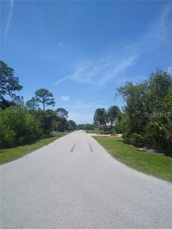 Port Charlotte, FL 33981,2465 VANCE TER