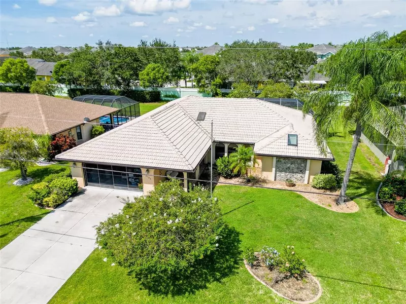 2105 NUREMBERG BLVD, Punta Gorda, FL 33983