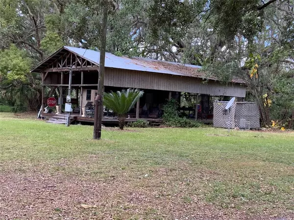 1425 SE SEMINOLE AVE, Arcadia, FL 34266