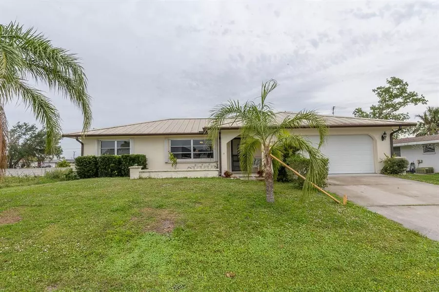 373 SEMINOLE BLVD NW, Port Charlotte, FL 33952