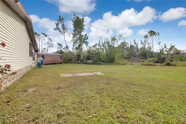 Punta Gorda, FL 33950,27950 LEATHERWOOD CIR