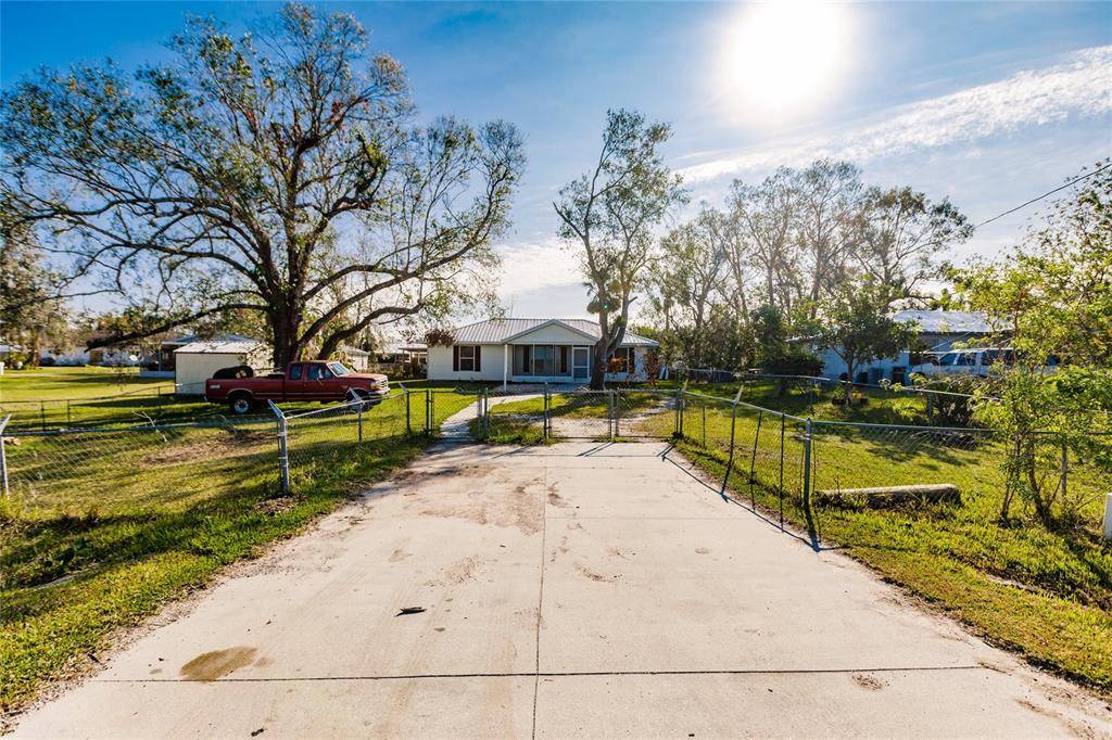 Arcadia, FL 34266,216 N VOLUSIA AVE