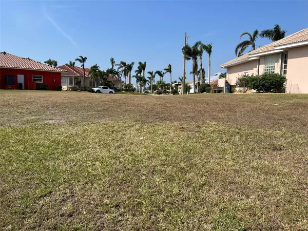 Punta Gorda, FL 33950,1200 SEA BREEZE CT