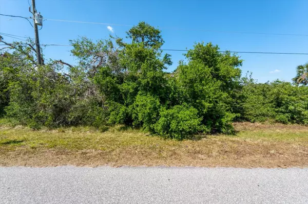 Rotonda West, FL 33947,394 ALBATROSS RD