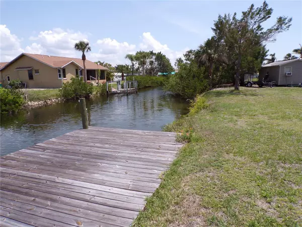 Punta Gorda, FL 33950,2830 LARKSPUR DR