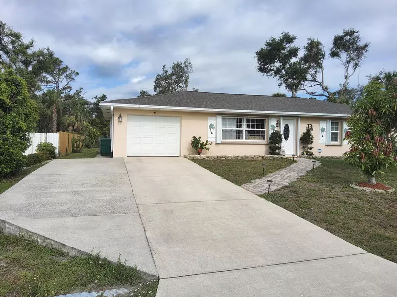 2055 BACKTON ST, Port Charlotte, FL 33948