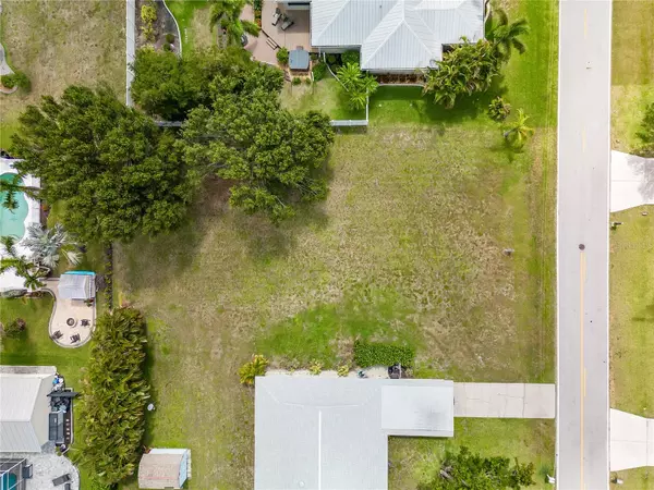 Punta Gorda, FL 33950,316 W ANN ST