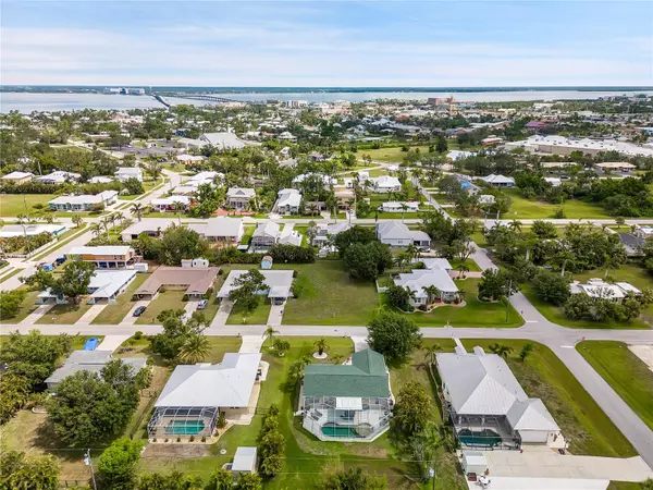 Punta Gorda, FL 33950,316 W ANN ST