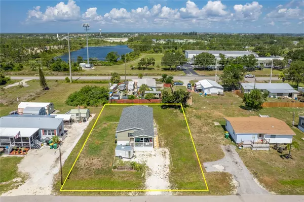 Punta Gorda, FL 33950,6105 SAFFORD ST