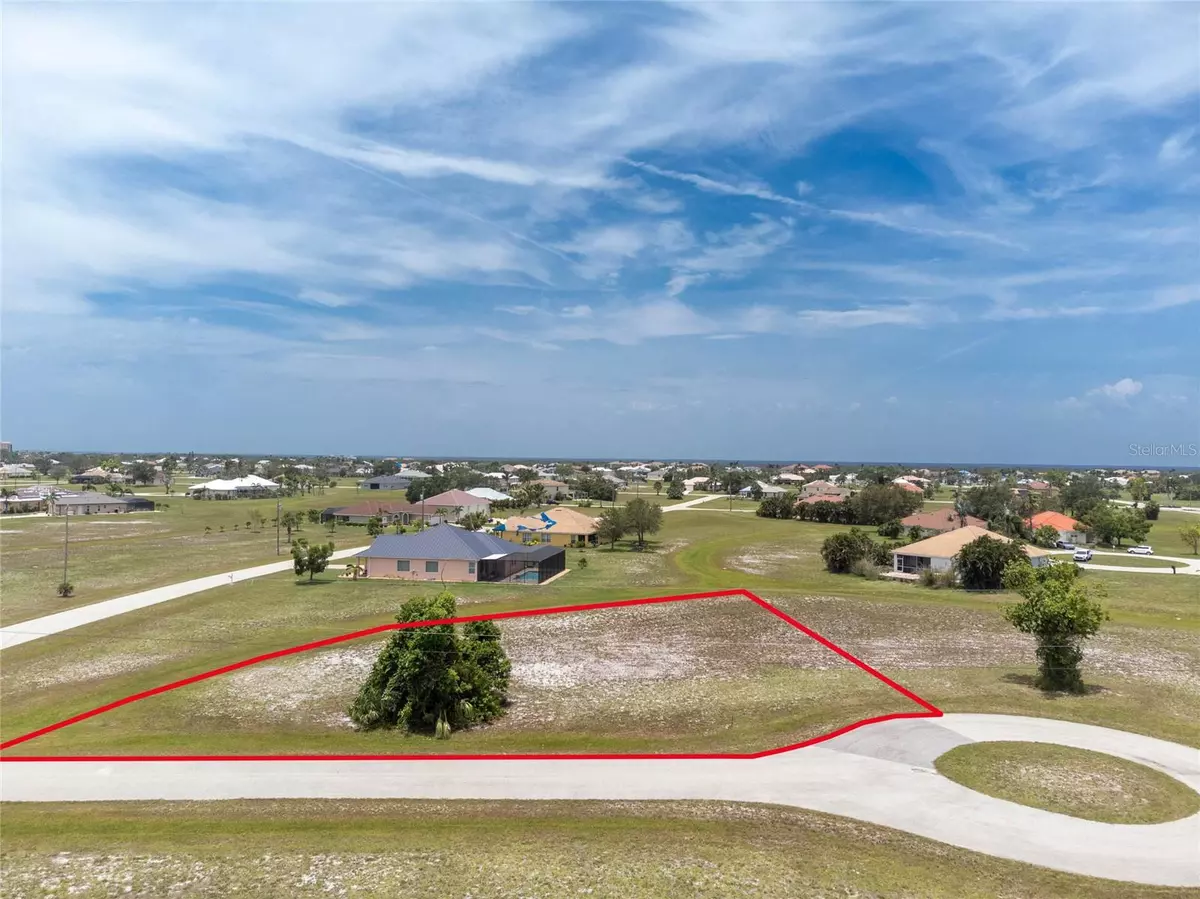 Punta Gorda, FL 33955,17295 OPHIR LN