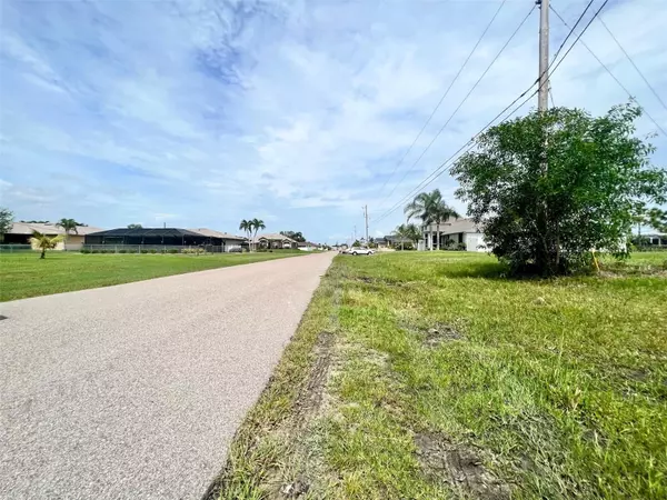 Cape Coral, FL 33991,1114 SW 12TH TER