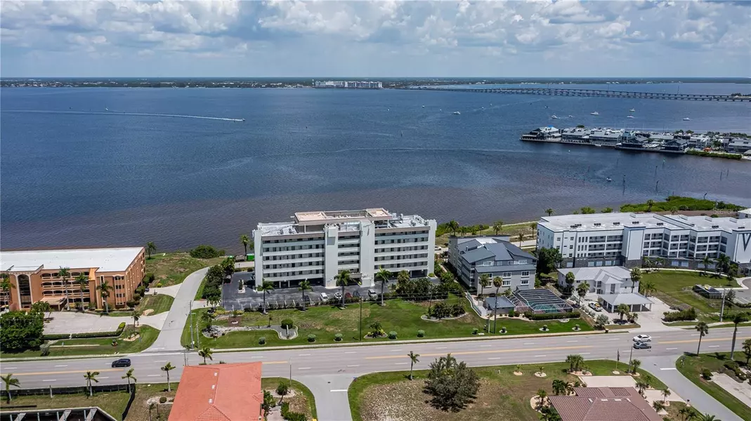 1500 PARK BEACH CIR #2F, Punta Gorda, FL 33950