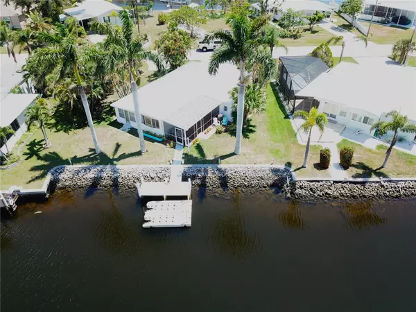 Punta Gorda, FL 33950,730 DEAUVILLE DR