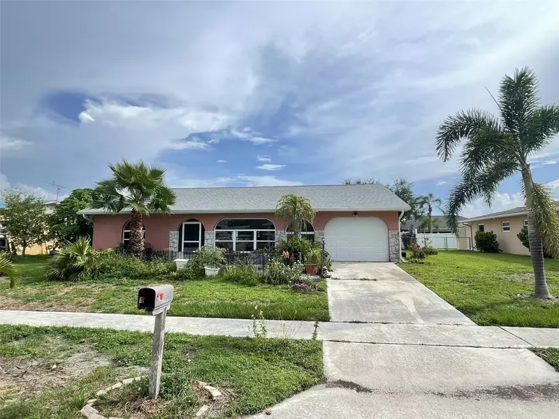 6023 MAYBERRY AVE, North Port, FL 34287