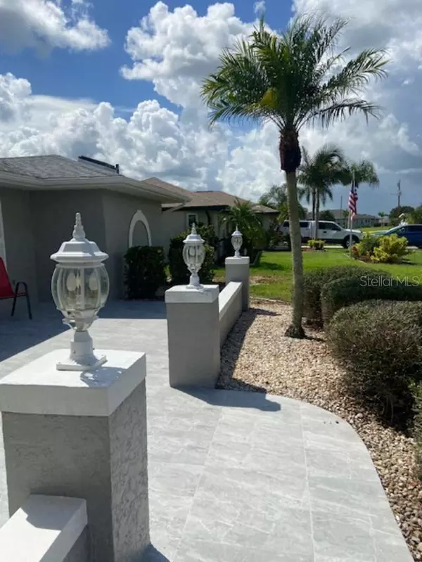 Punta Gorda, FL 33983,1312 NEAPOLITAN RD