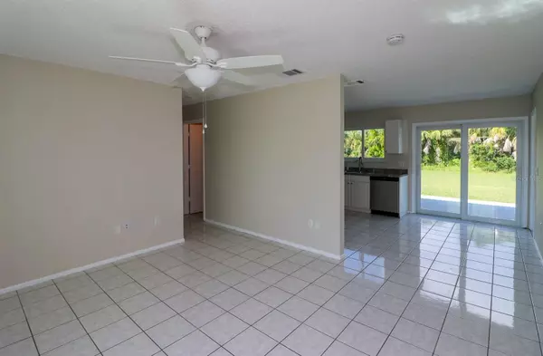 Port Charlotte, FL 33948,18970 MCGRATH CIR