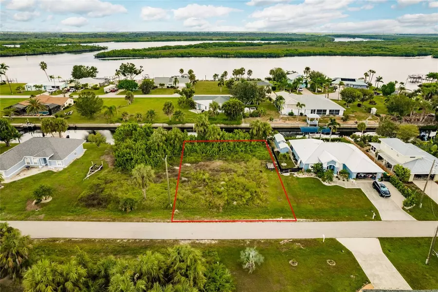 2061 PALM HARBOR TER, Punta Gorda, FL 33982