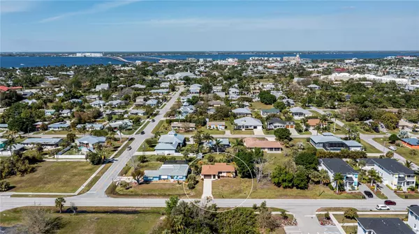 Punta Gorda, FL 33950,320 W HENRY ST