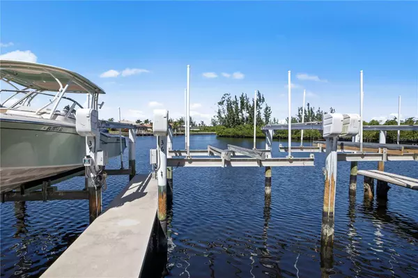 Punta Gorda, FL 33950,3500 MONDOVI CT #222