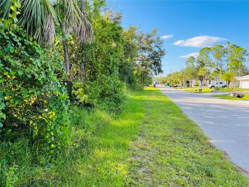 Lot 8 CANOE LN, North Port, FL 34286