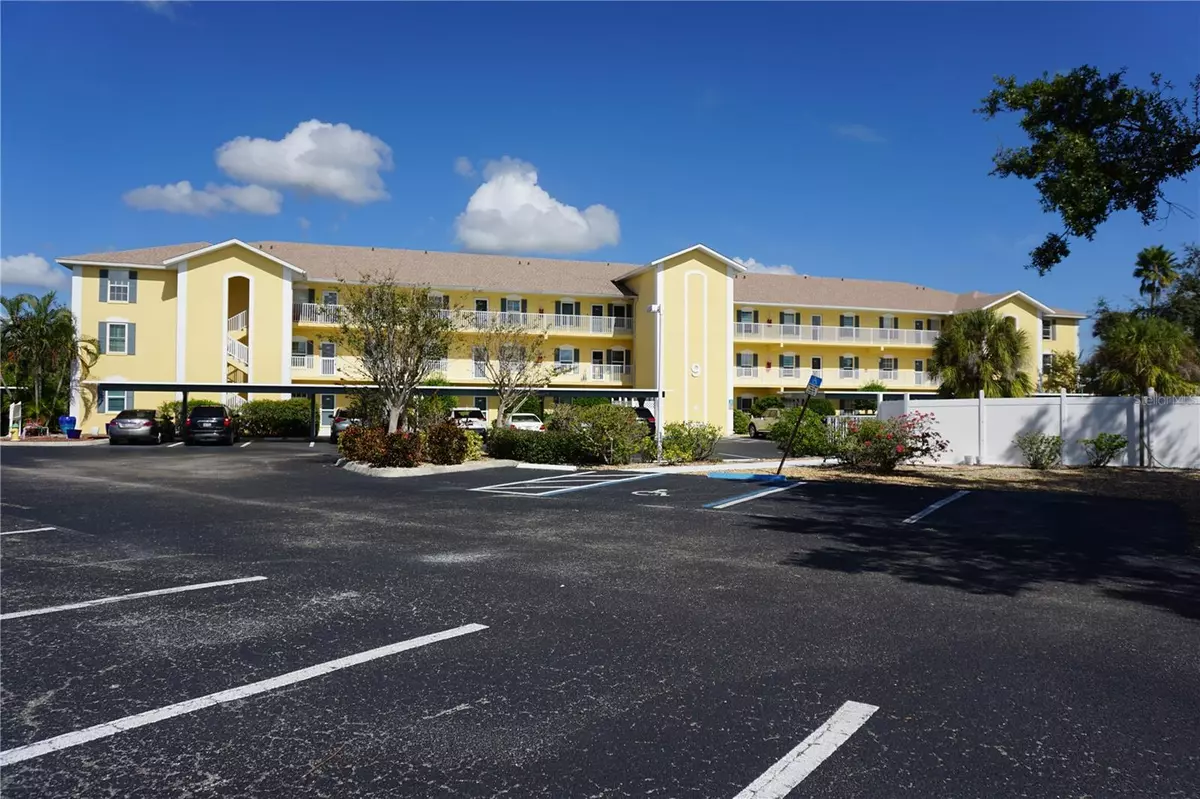 Punta Gorda, FL 33983,175 KINGS HWY #923