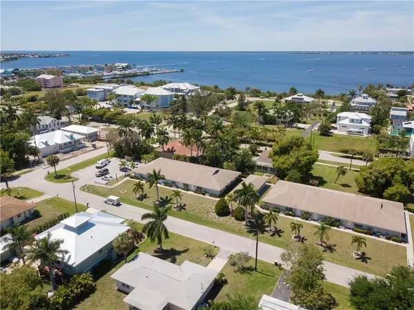 Punta Gorda, FL 33950,810 KINGS CT #D