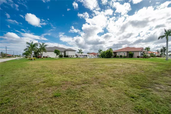 Punta Gorda, FL 33950,3800 SABA CT