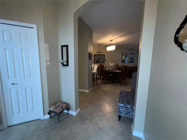 North Port, FL 34289,2522 OSWEGO DR