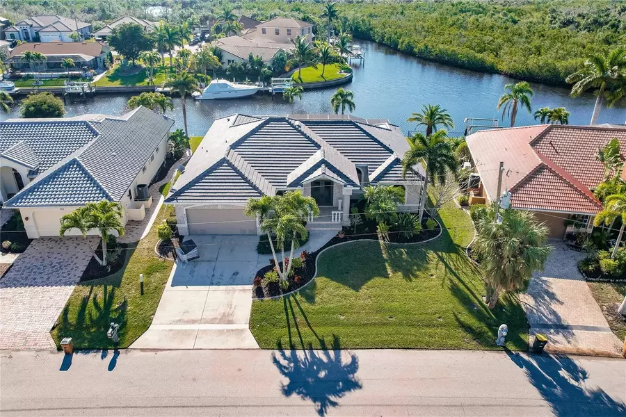 319 PORTOFINO DR, Punta Gorda, FL 33950